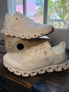 On Cloud 5 Coast Sneakers - Undyed-White - Women's Size 9